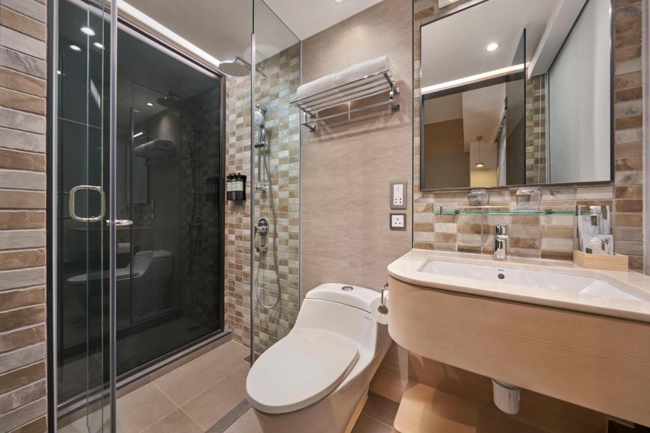 Y Hotel 4*
