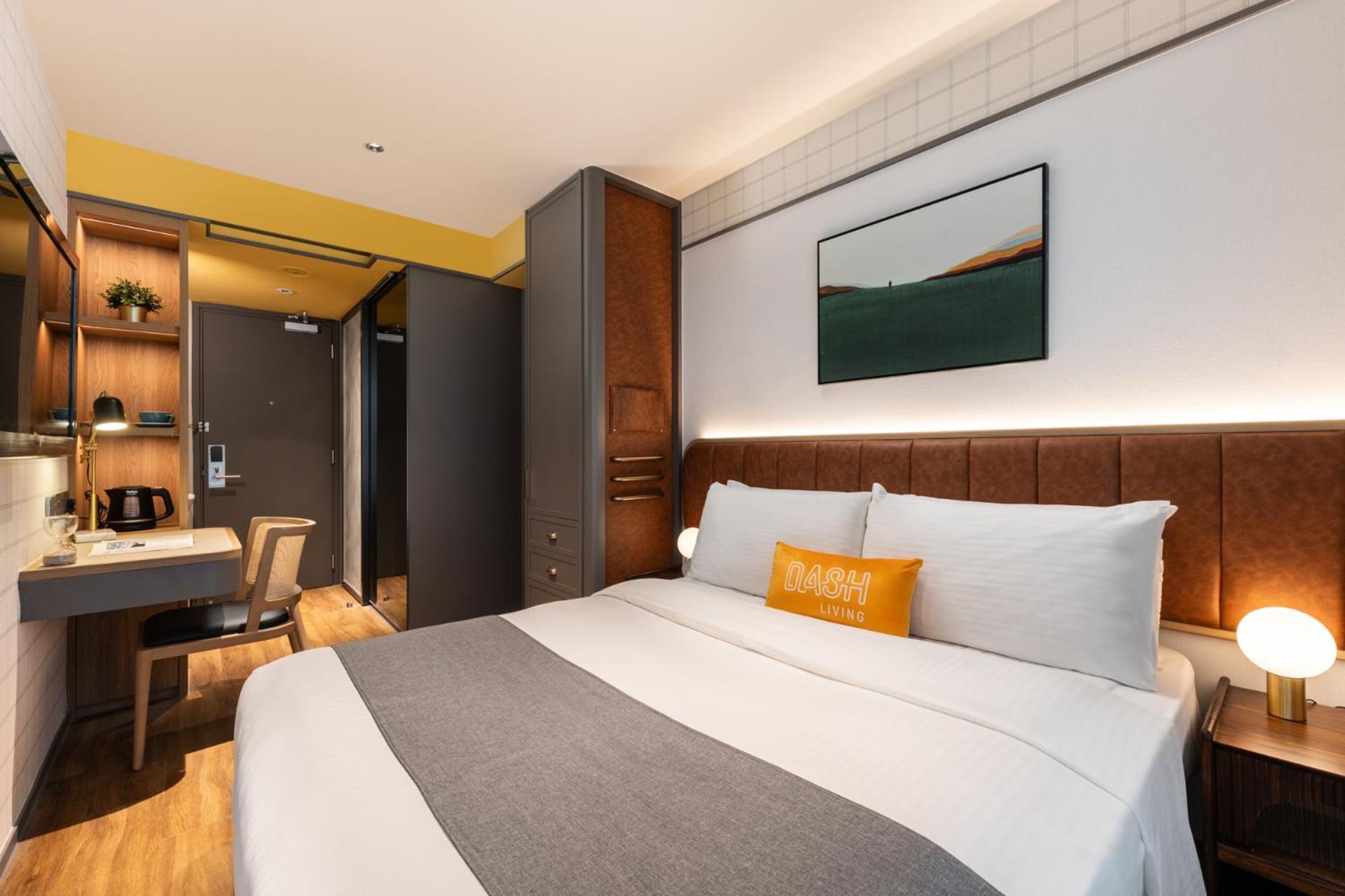 Dash Living On Hollywood Hotel