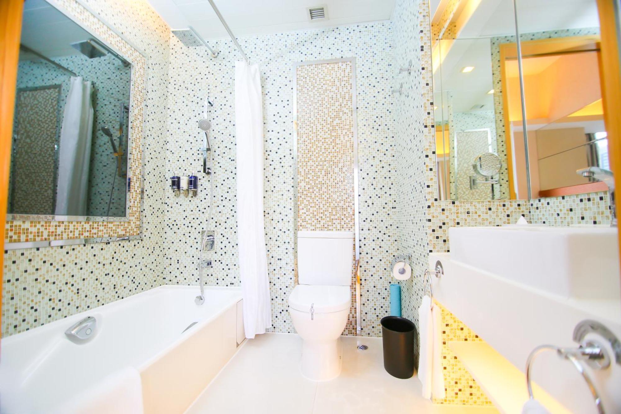 Khách sạn Dorsett Mongkok, 4*
