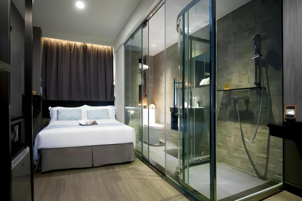 M1 North Point Hotel 3*