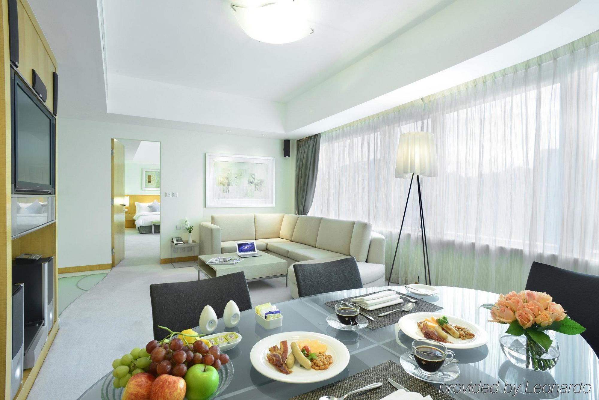 Hotel Metropark Causeway Bay 4*