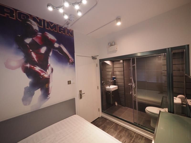 Pandas Comics Hotel 2*