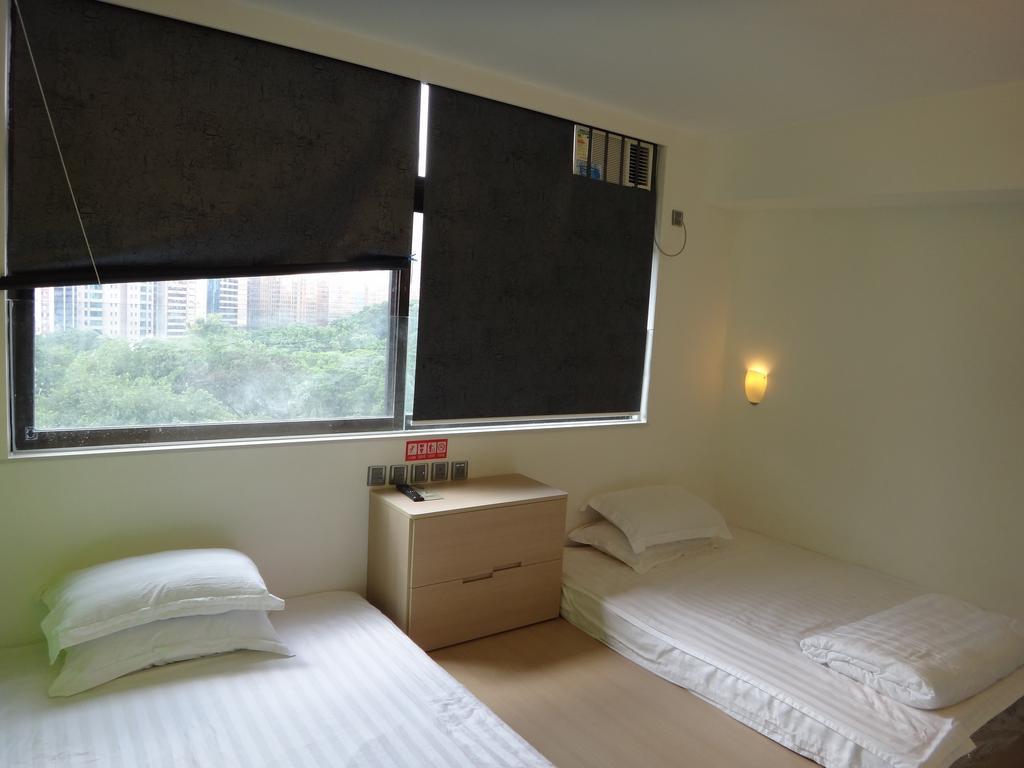 Panda's - Stylish * Hong Kong