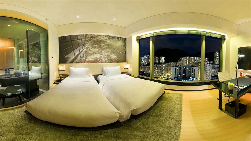 East 5*