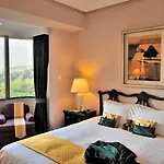 Parkview Suites