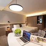Nathan Hotel