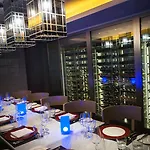 Gateway Hotel, Marco Polo