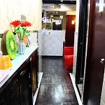 Temple Street Hotel
