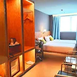 Ind Hotel