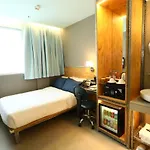 Ind Hotel