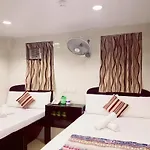 Manhattan Inn