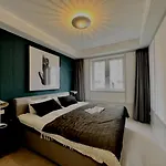 Great Place Modern And Spacious