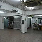 Kung-Fu Hostel