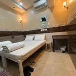 168 Youth Hostel