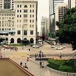 Canada Hotel