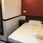 Lap Shun Hostel