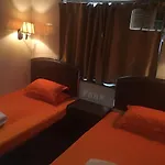 Kowloon Youth Village Tsim Sha Tsui 九龙青年公寓
