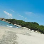The Cove Hostel - Tong Fuk Sea Lion