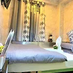 Super Guest House
