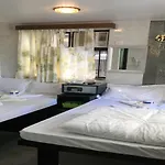 Rich Hostel
