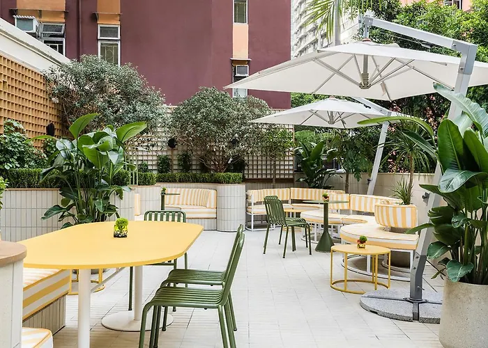 Ying\'Nflo, Hong Kong, Wan Chai