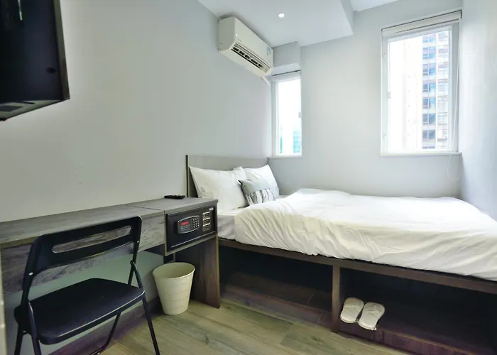 Atlas Hostel & Backpackers