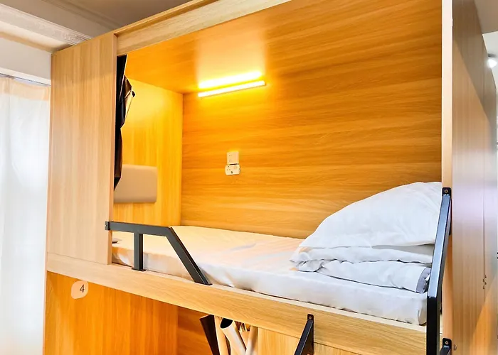 Waveflo Hostel 浪花青旅