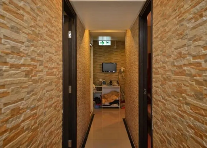 Jw Hostel