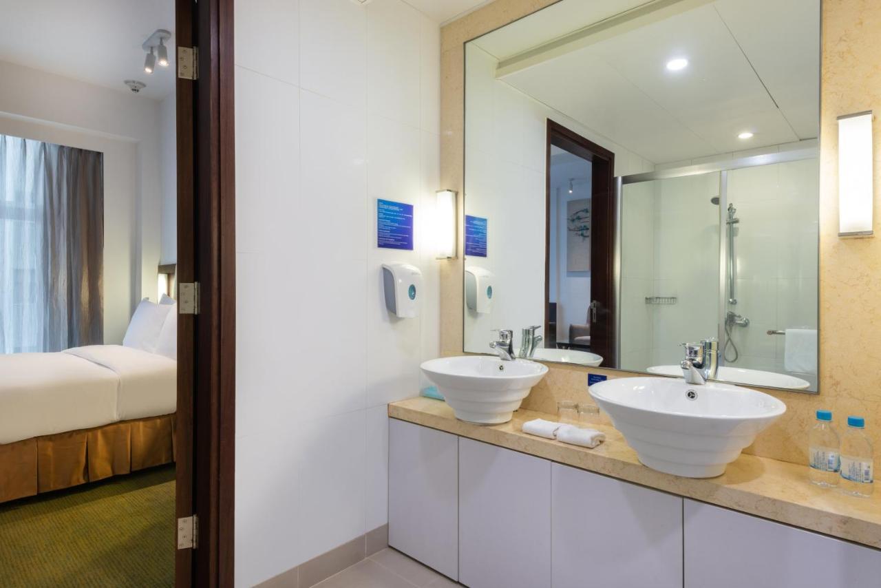 Holiday Express Soho, An Ihg 3* Hong Kong