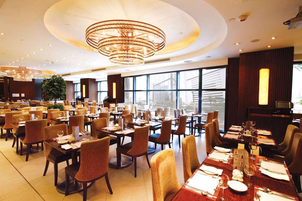 Hotel Gloucester Luk Kwok 4*