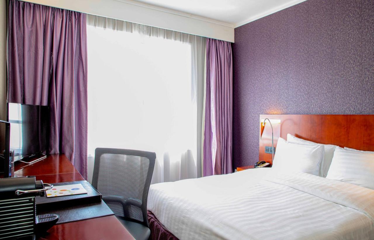 Hotel Novotel Century
