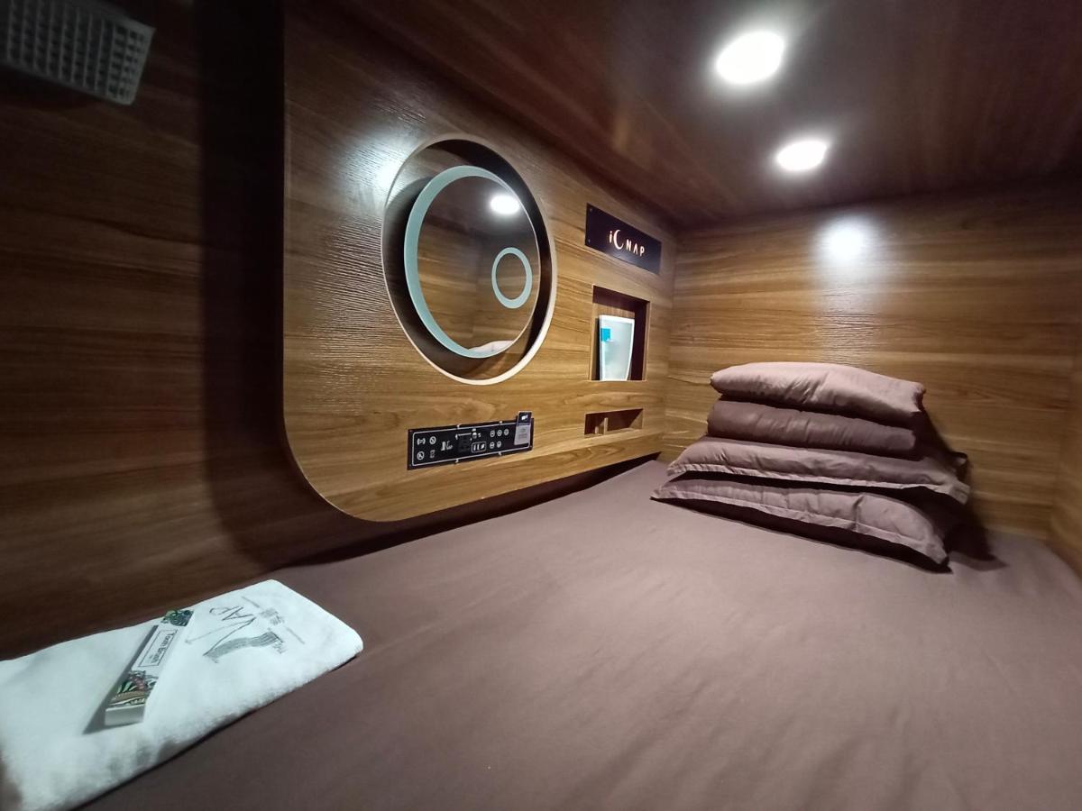 Nap Hella Capsule hotel Hong Kong