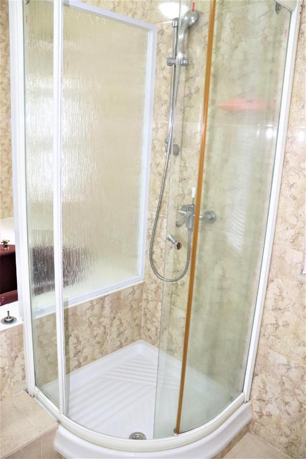 Apartment Mtr Tung Chung Near Airport Apartment, Getaway, Pa Village Tung Chung *
