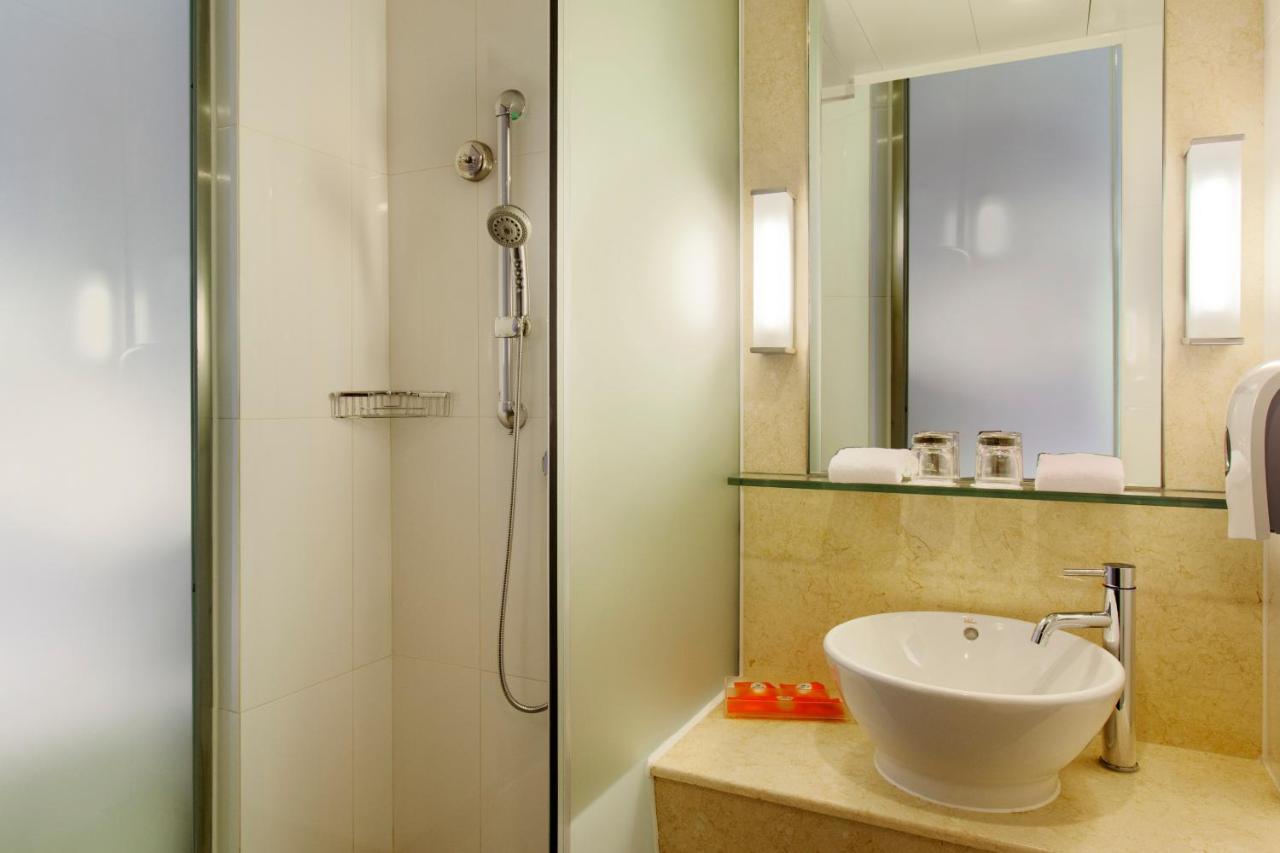 Holiday Express Soho, An Ihg 3*