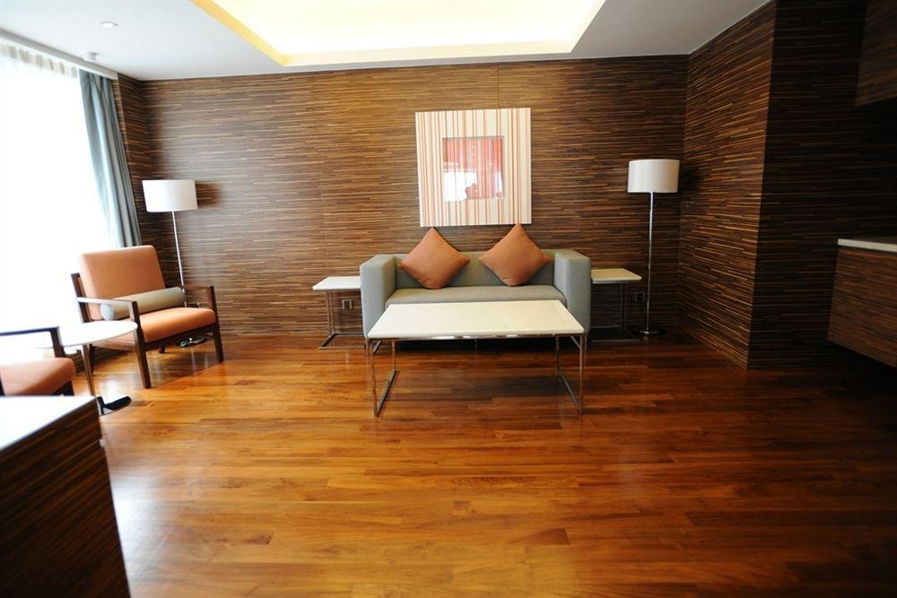 Nina Tsuen Wan West Hotel Hong Kong