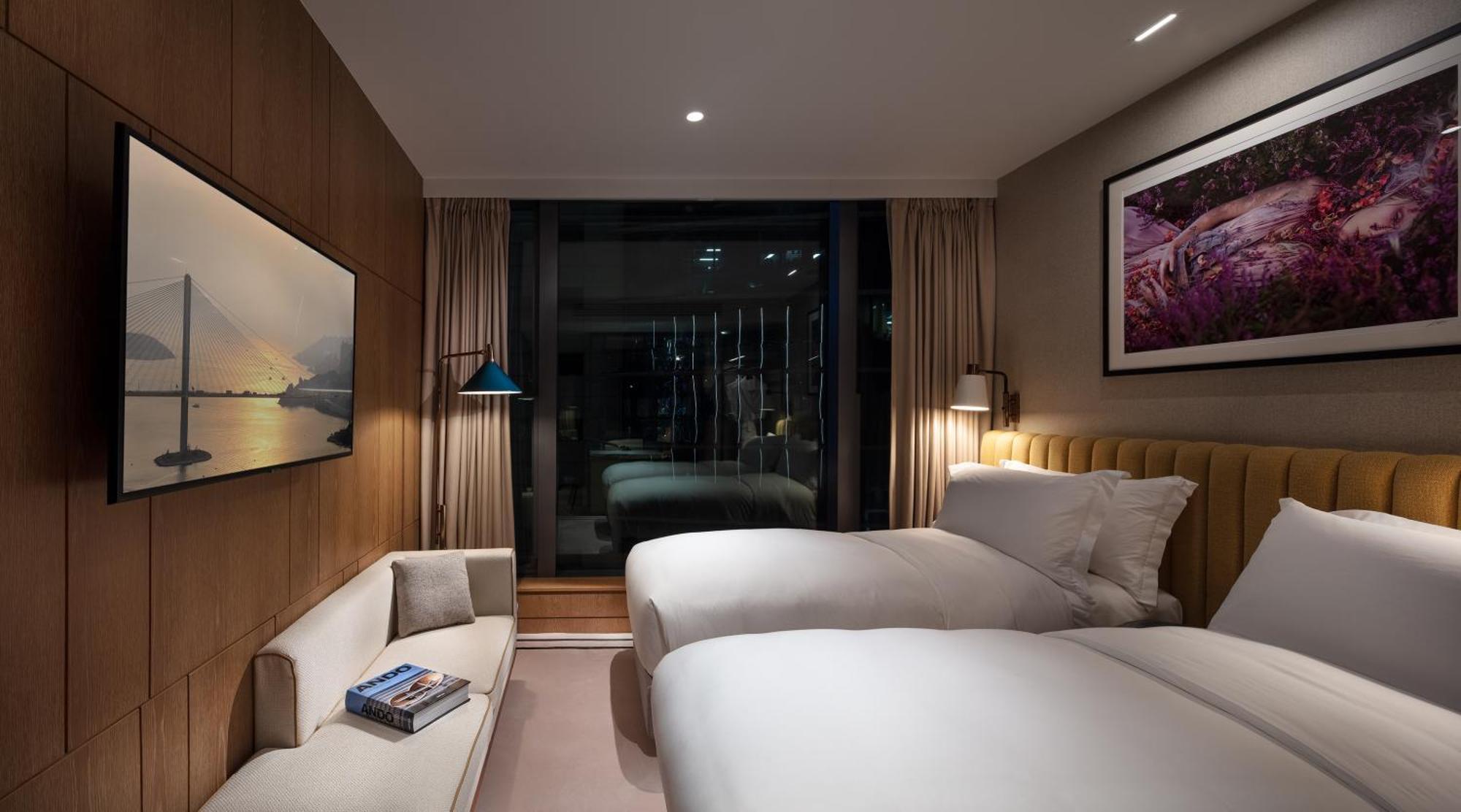 The Hari 5*