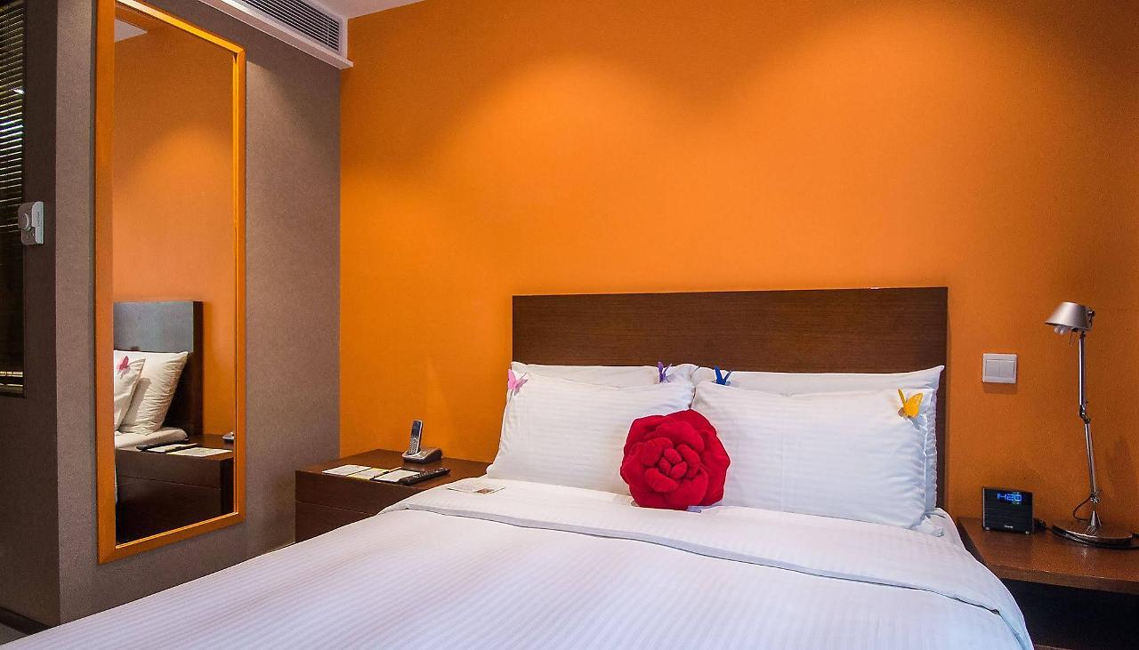 Hotel Butterfly On Prat 4*