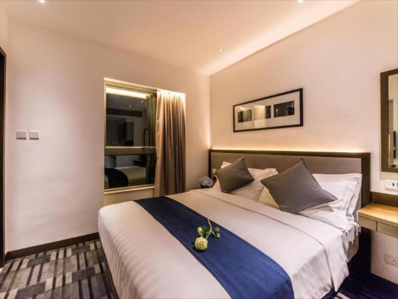 One Eighteen Apartment Hong Kong