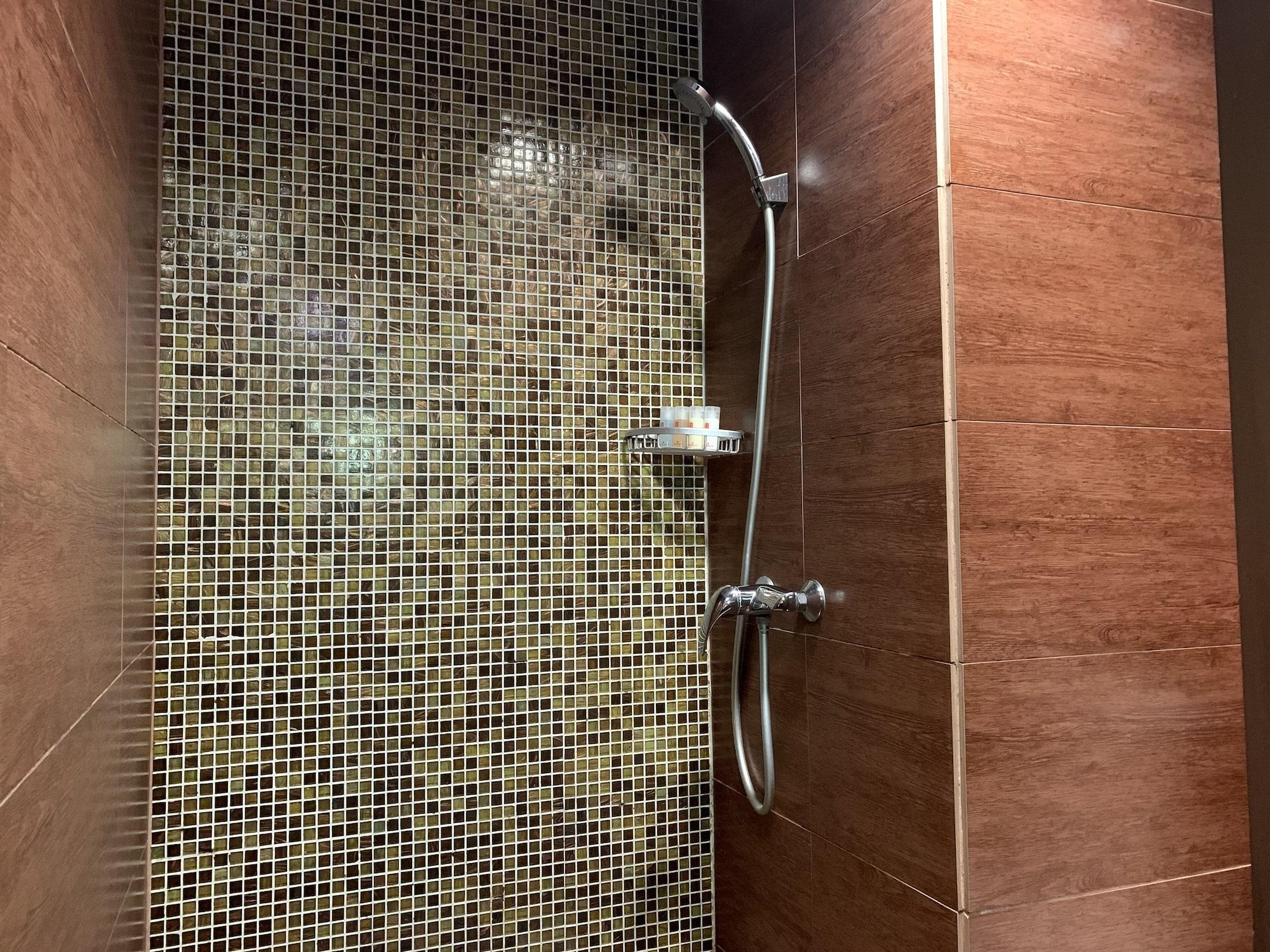 Hotel Ramada Grand Tsim Sha Tsui