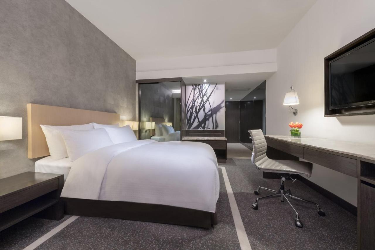 Hotel Gateway Hotel, Marco Polo 4*