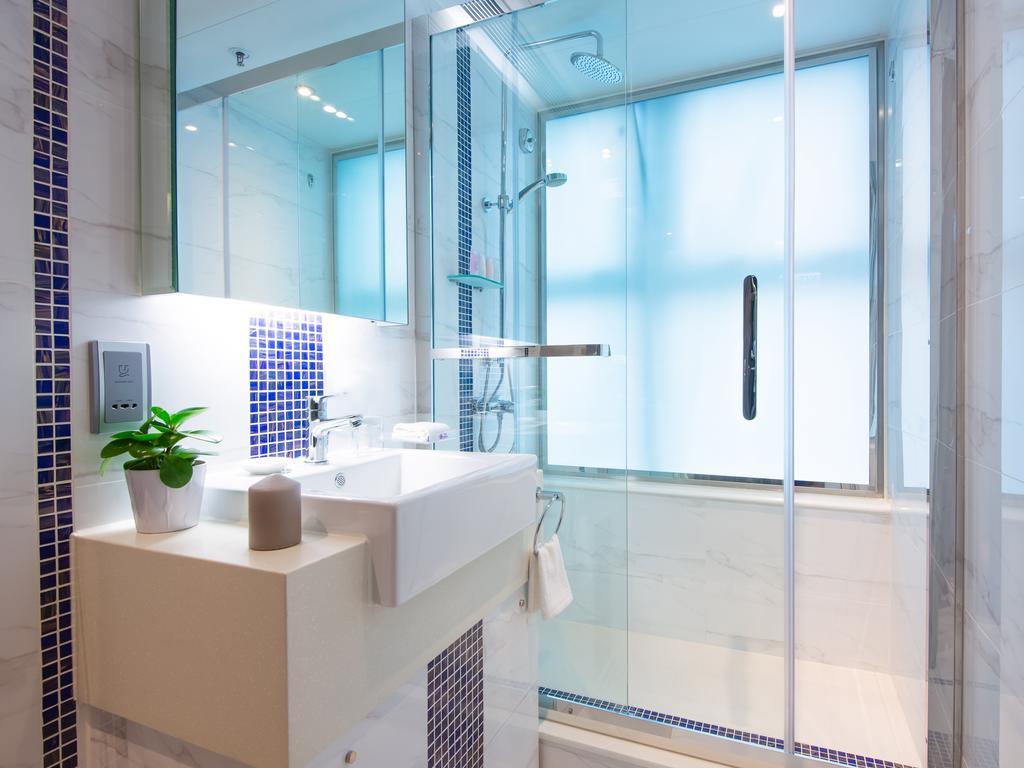 The Bauhinia - Tsim Sha Tsui Hotel