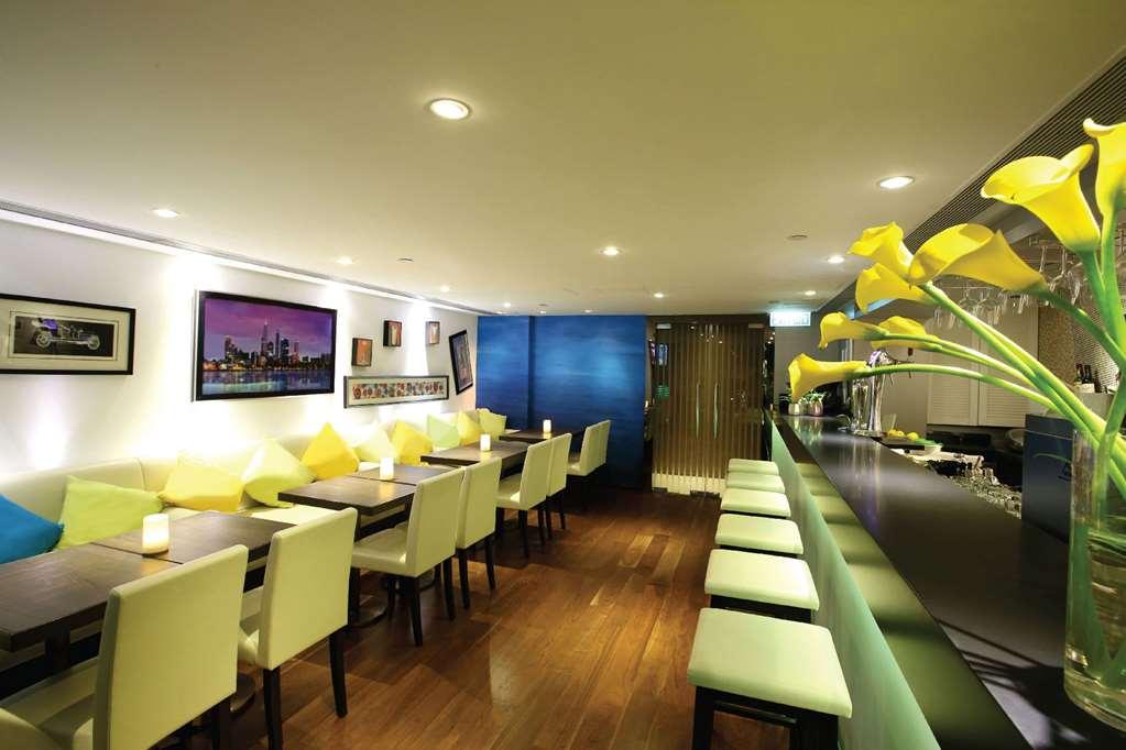 Harbour Plaza 8 Degrees Hotel 4*