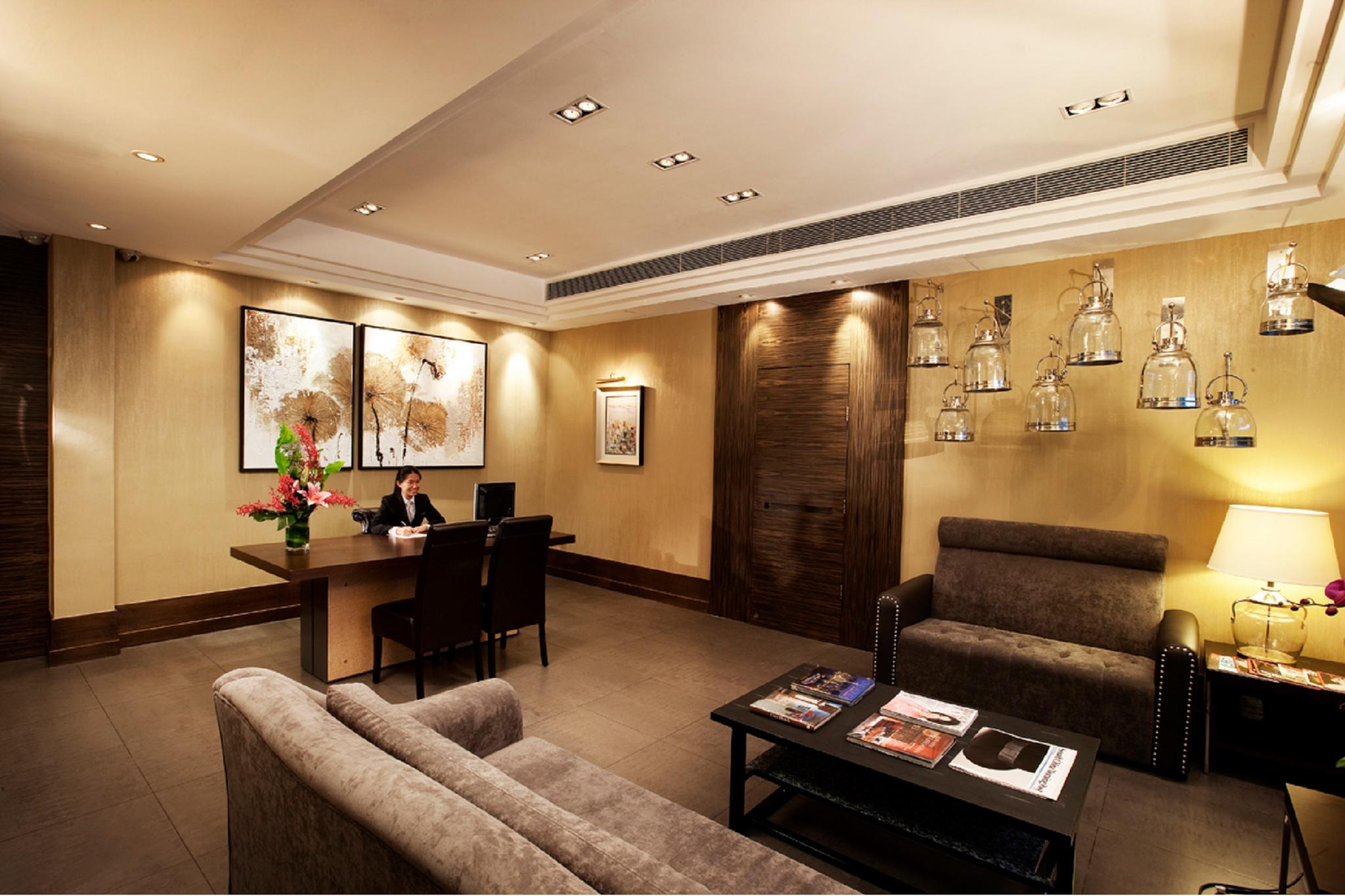 Xi Hotel