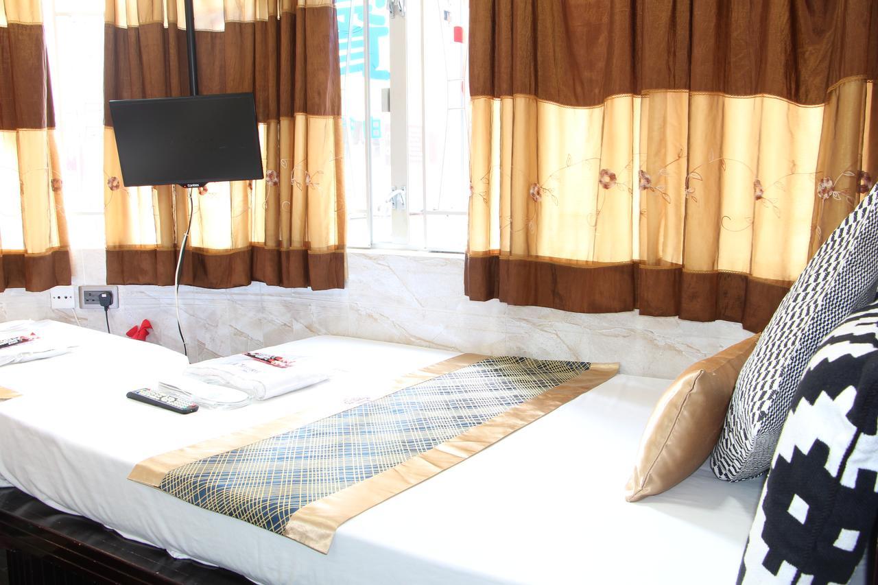 Guest house Temple Street *