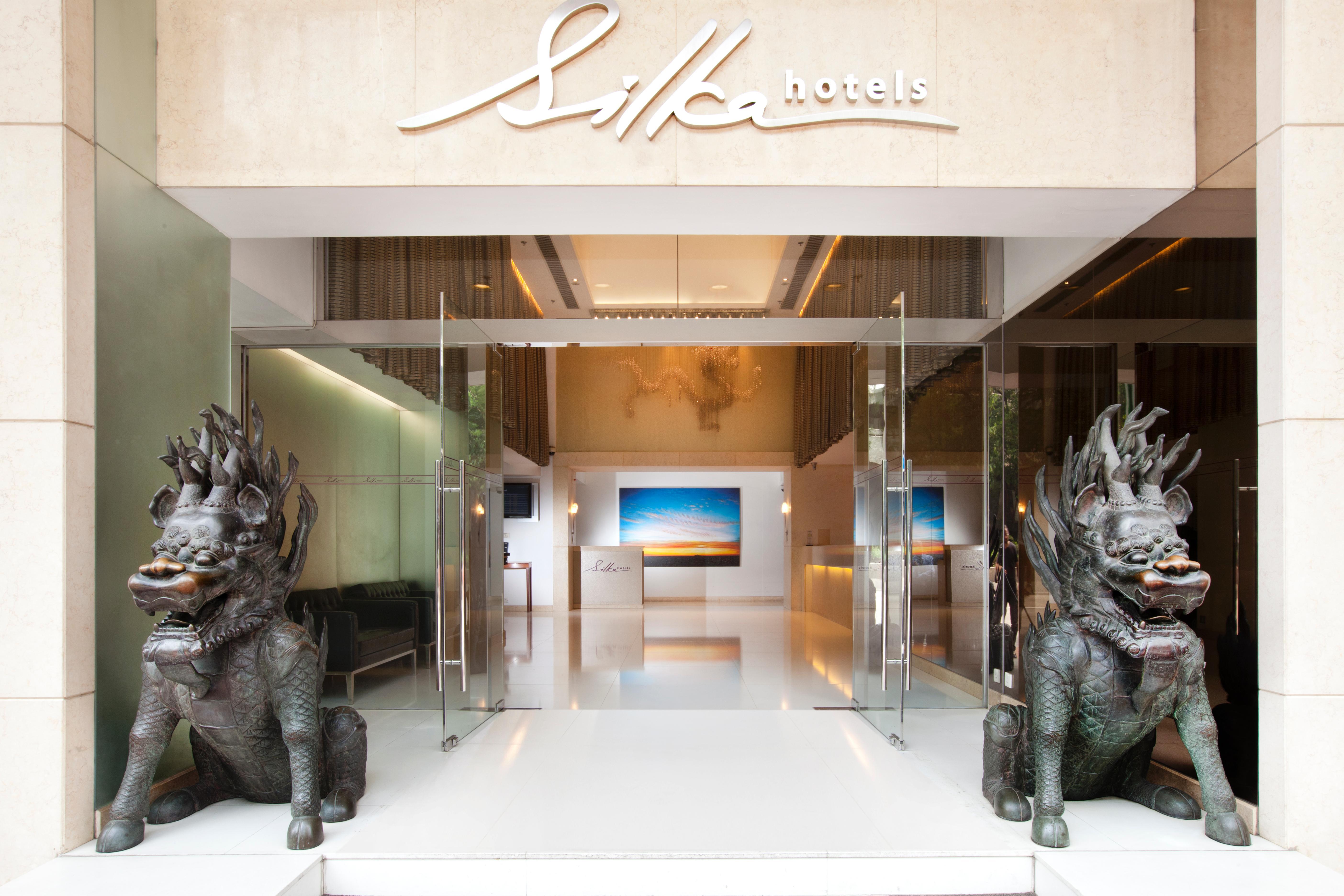 Silka Far East Hotel 3*