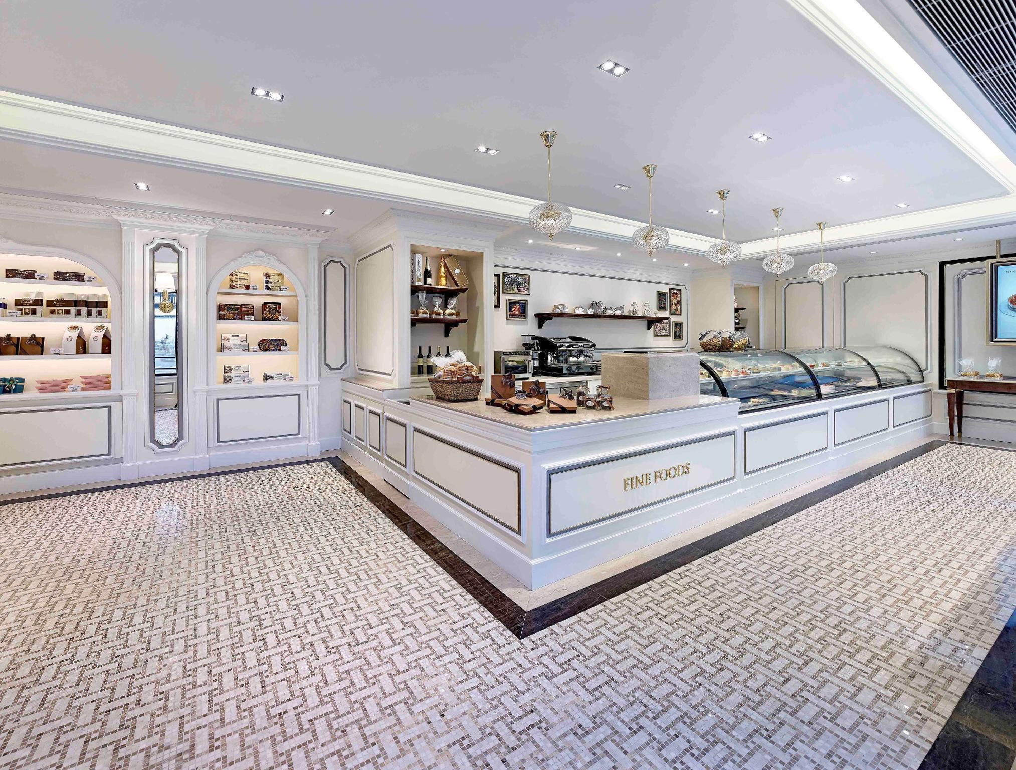 Hotel The Royal Garden 5*