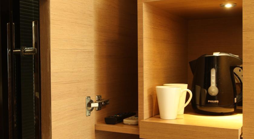 Hotel Bluejay Residences 3*