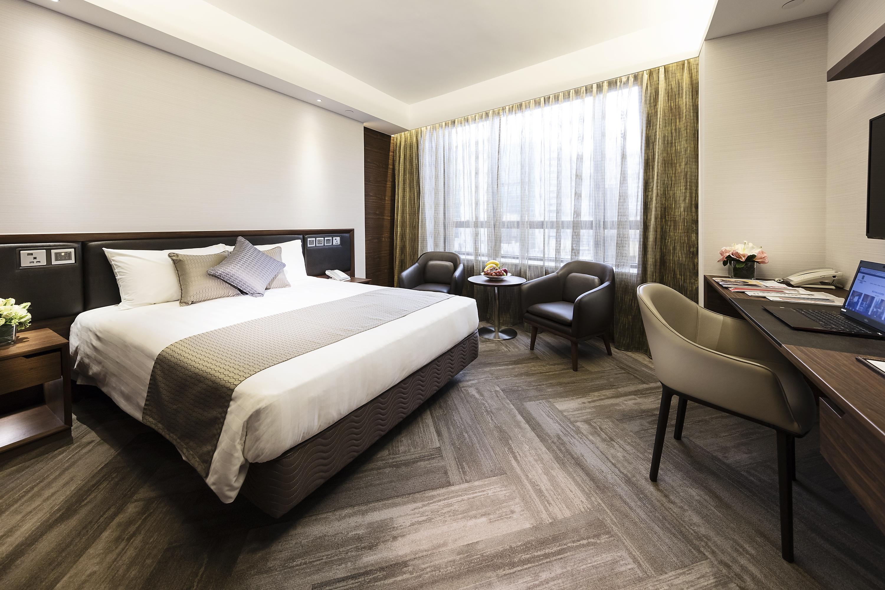 Hotel Gloucester Luk Kwok 4*