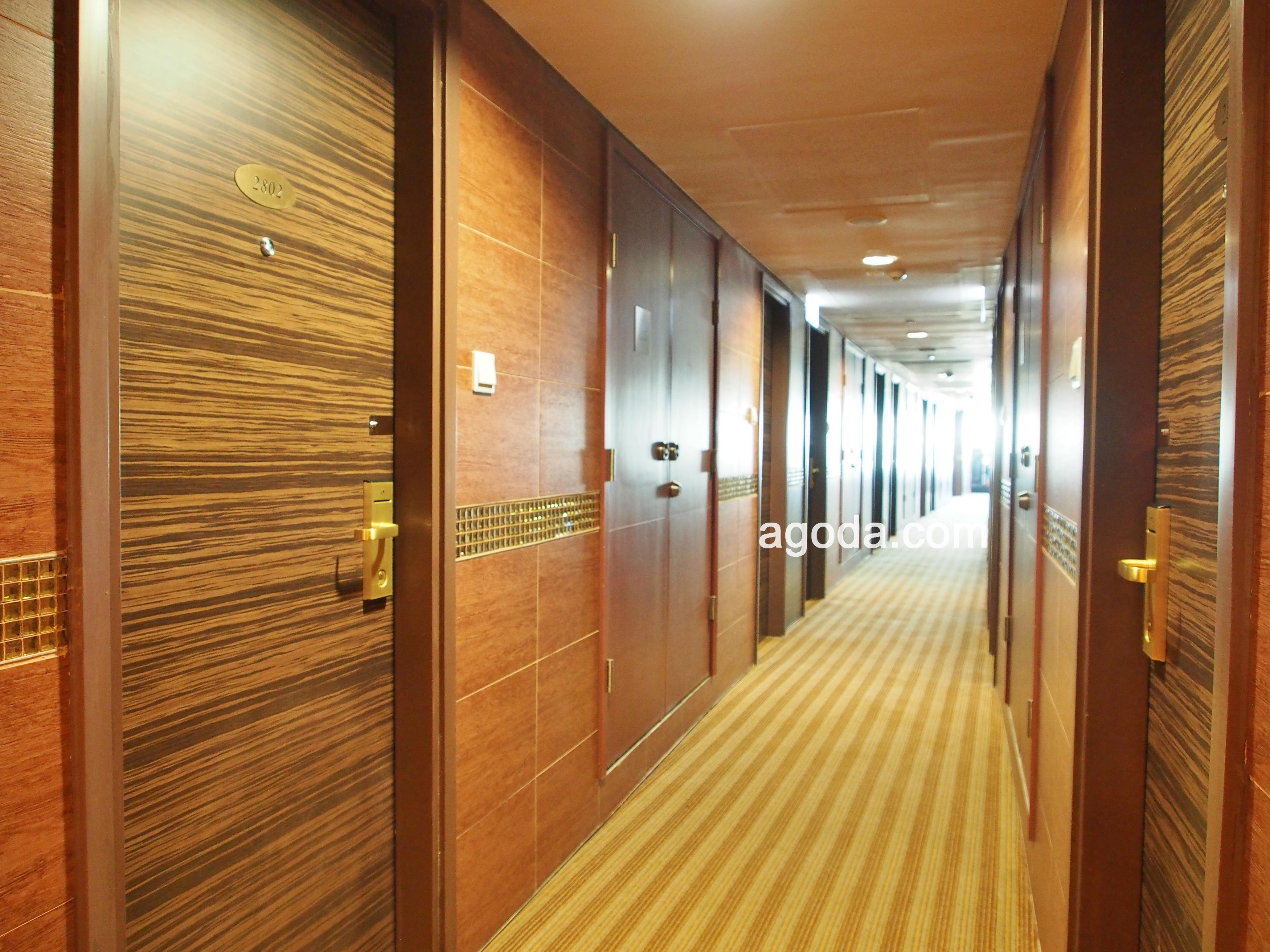 Hotel Ramada Grand Tsim Sha Tsui 4*