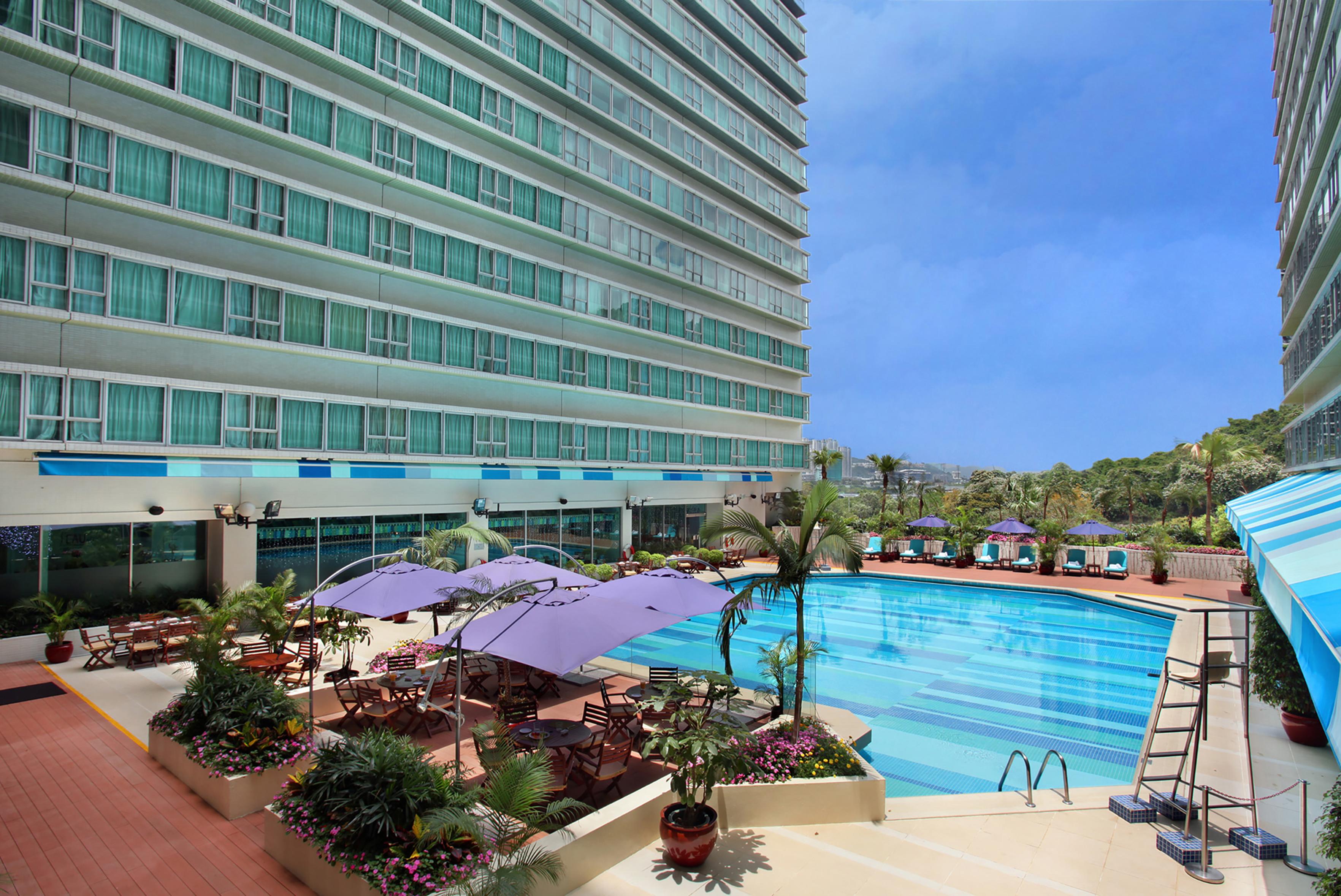 Regal Riverside Hotel